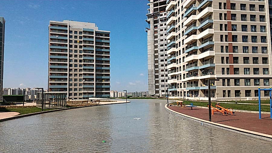 Bulvar İstanbul 2. Etap Şelaleli Gölet