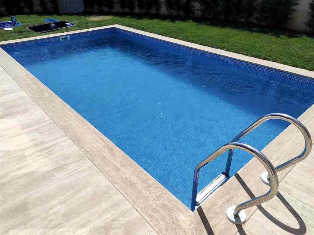 İstanbul'da tamamlanmış betonarme yüzme havuzu projesi